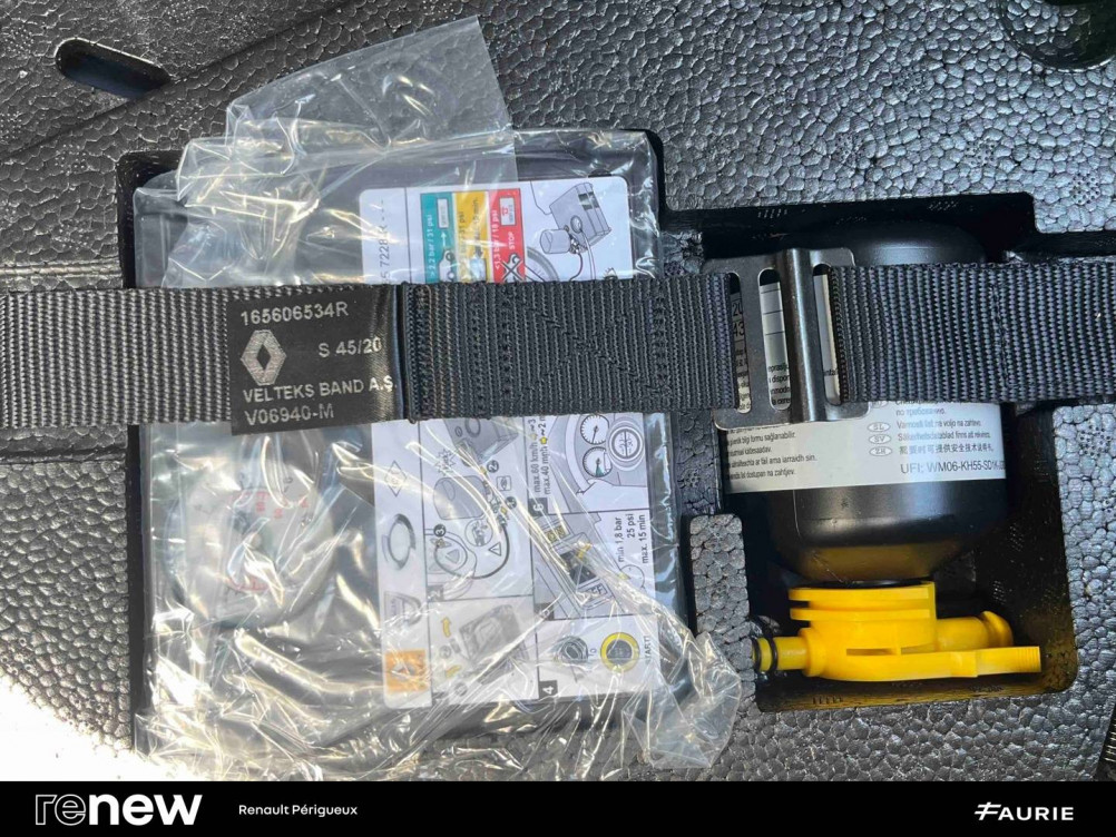 Acheter Renault Clio 5 Clio E-Tech 140 Business 5p occasion dans les concessions du Groupe Faurie