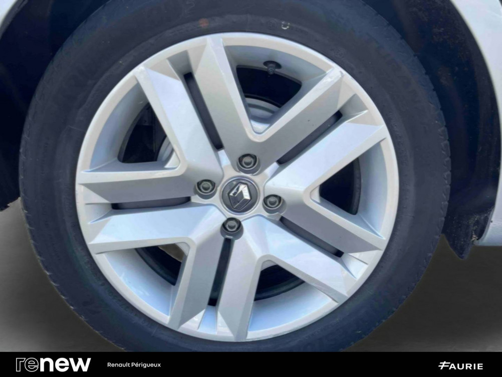 Acheter Renault Clio 5 Clio E-Tech 140 Business 5p occasion dans les concessions du Groupe Faurie