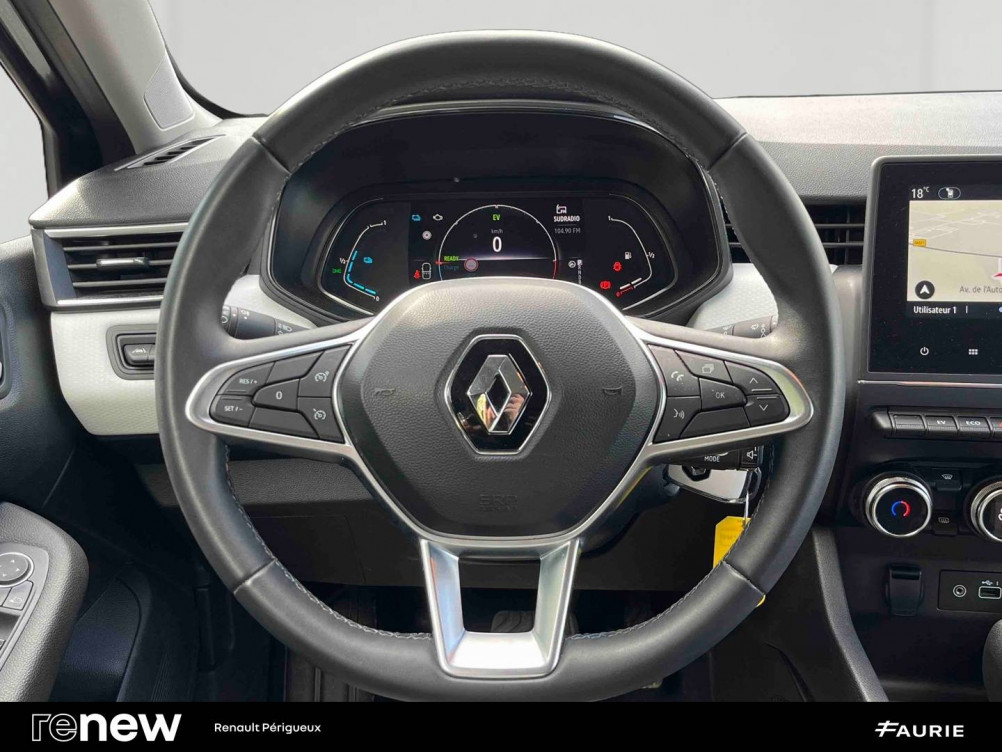 Acheter Renault Clio 5 Clio E-Tech full hybrid 145 Evolution 5p occasion dans les concessions du Groupe Faurie