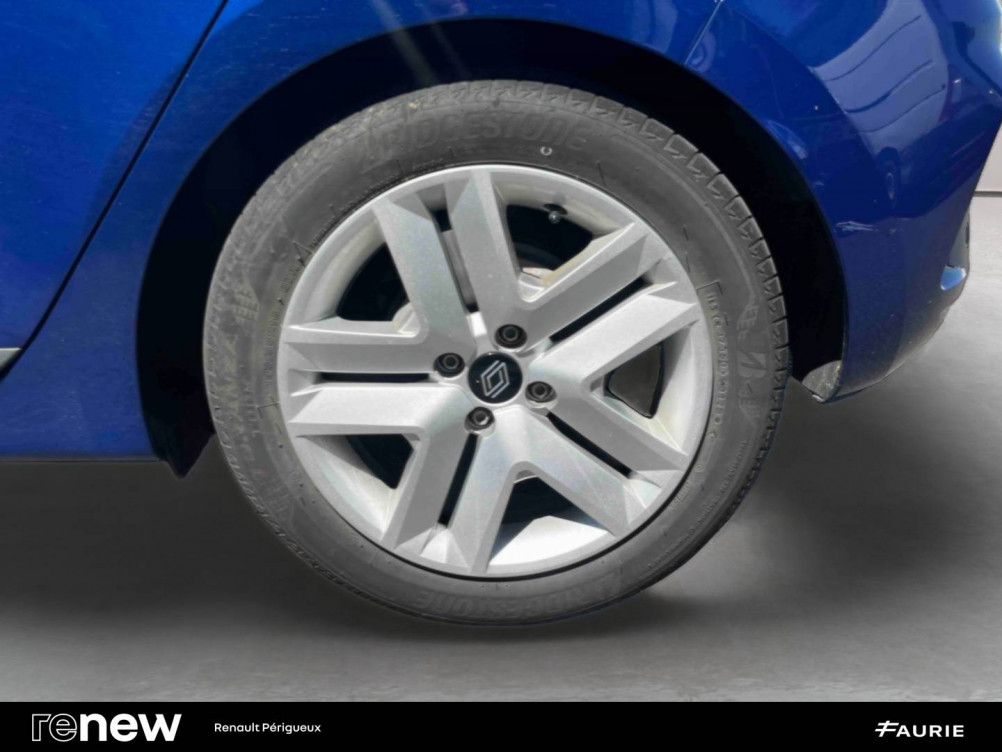 Acheter Renault Clio 5 Clio E-Tech full hybrid 145 Evolution 5p occasion dans les concessions du Groupe Faurie