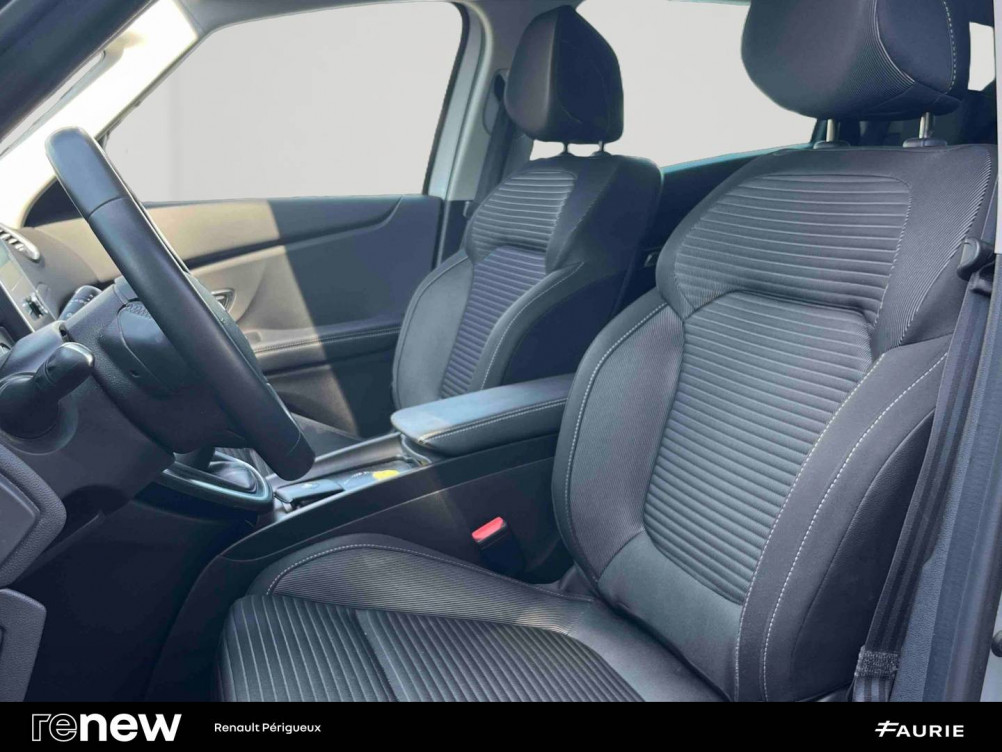 Acheter Renault Scenic 4 Scenic Blue dCi 120 Business 5p occasion dans les concessions du Groupe Faurie