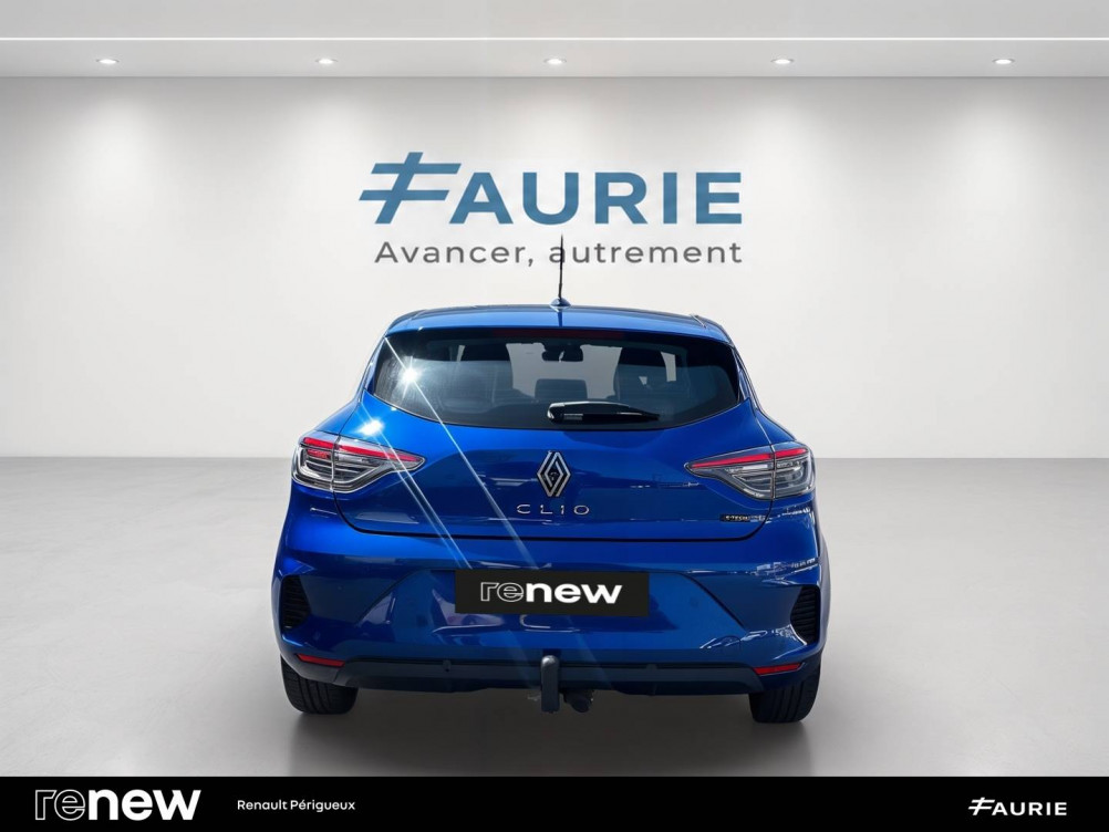 Acheter Renault Clio 5 Clio E-Tech full hybrid 145 Evolution 5p occasion dans les concessions du Groupe Faurie