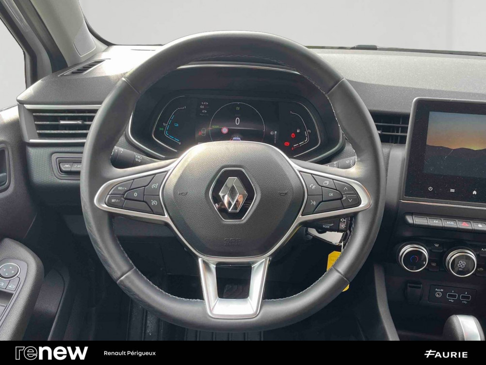 Acheter Renault Clio 5 Clio E-Tech 140 Zen 5p occasion dans les concessions du Groupe Faurie