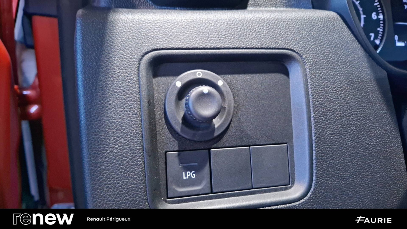 Acheter Dacia Duster Duster ECO-G 100 4x2 Confort 5p occasion dans les concessions du Groupe Faurie