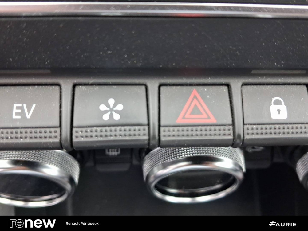 Acheter Renault Clio 5 Clio E-Tech full hybrid 145 Techno 5p occasion dans les concessions du Groupe Faurie
