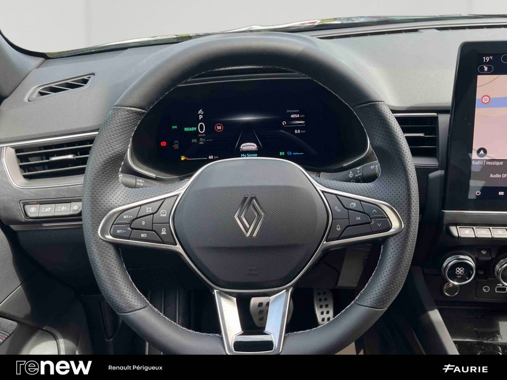 Acheter Renault Arkana Arkana E-Tech full hybrid 145 GSR2 esprit Alpine 5p occasion dans les concessions du Groupe Faurie