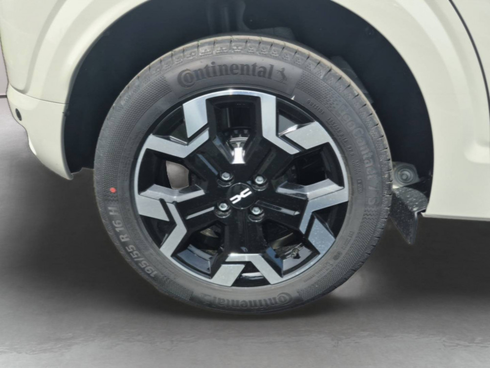 Acheter Dacia Sandero Sandero TCe 100 Journey 5p neuf dans les concessions du Groupe Faurie