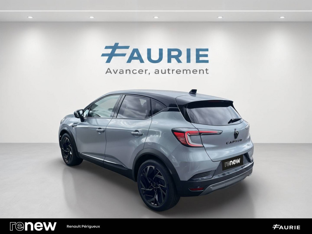Acheter Renault Captur 2 Captur E-Tech full hybrid 145 ch esprit Alpine 5p occasion dans les concessions du Groupe Faurie