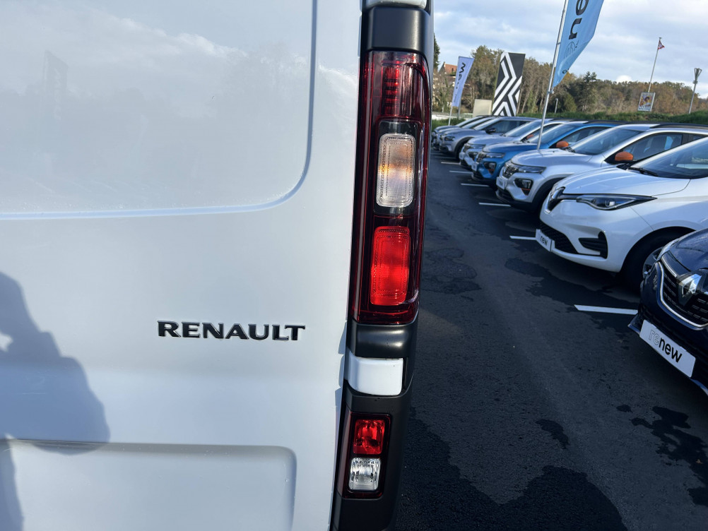 Acheter Renault Trafic 3 TRAFIC FGN L1H1 2800 KG BLUE DCI 150 EDC GRAND CONFORT 4p occasion dans les concessions du Groupe Faurie