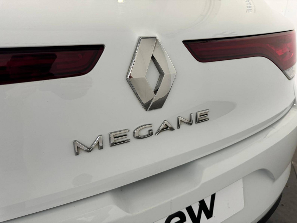 Acheter Renault Megane 4 Mégane IV Berline Blue dCi 115 Business 5p occasion dans les concessions du Groupe Faurie