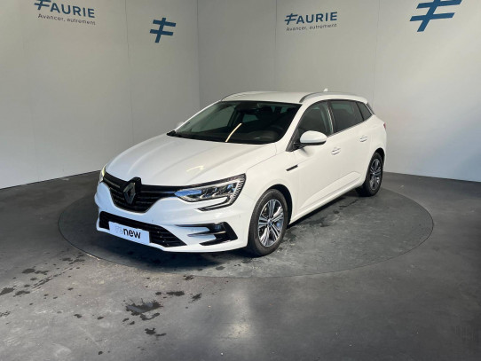 Acheter Renault Megane 4 Mégane IV Estate E-TECH Plug-In Hybride 160 Intens 5p occasion dans les concessions du Groupe Faurie