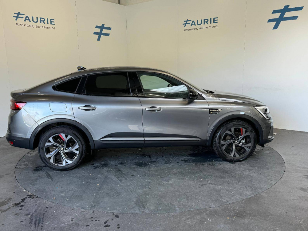 Acheter Renault Arkana Arkana E-Tech 145 - 21B R.S. Line 5p occasion dans les concessions du Groupe Faurie
