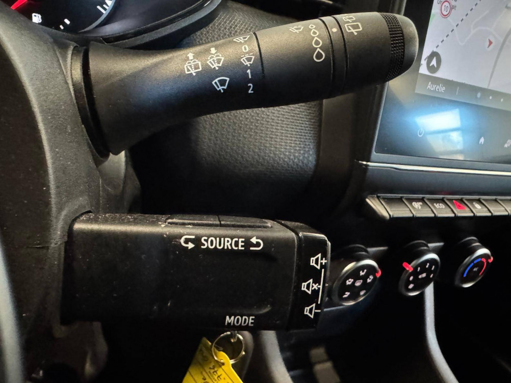Acheter Renault Clio 5 CLIO SOCIETE TCE 90 - 21N BUSINESS REVERSIBLE 5p occasion dans les concessions du Groupe Faurie