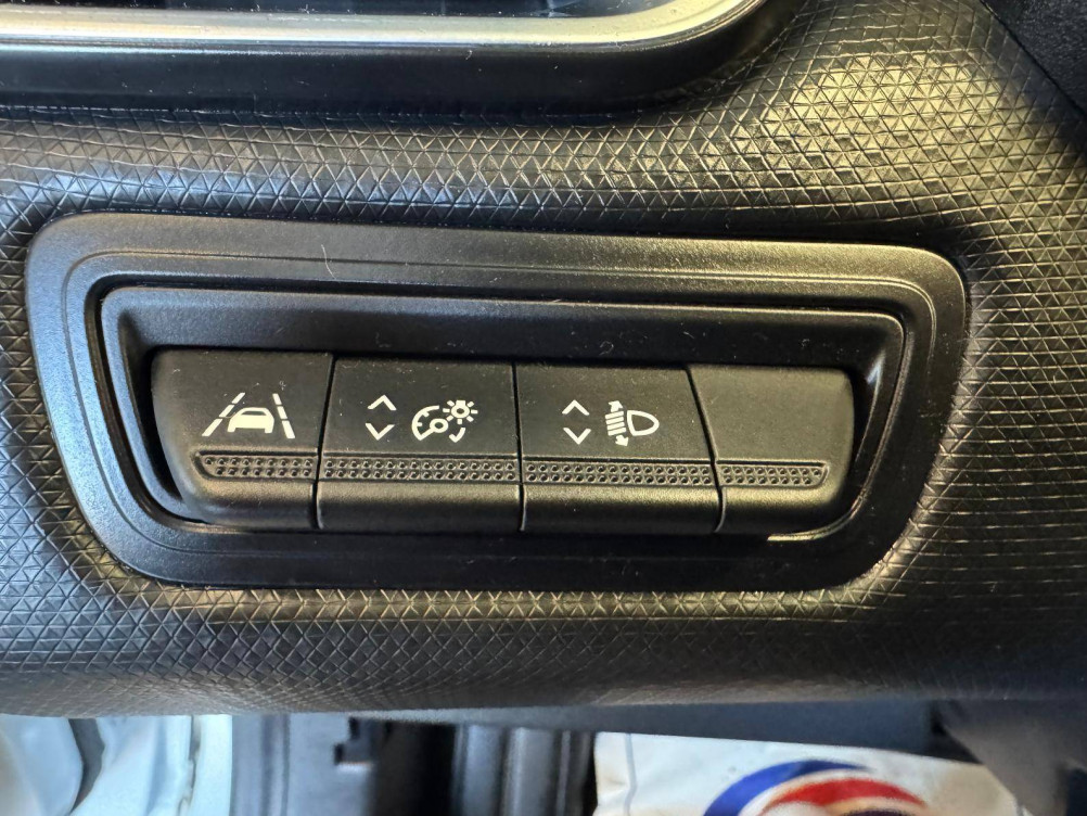 Acheter Renault Clio 5 CLIO SOCIETE TCE 90 - 21N BUSINESS REVERSIBLE 5p occasion dans les concessions du Groupe Faurie