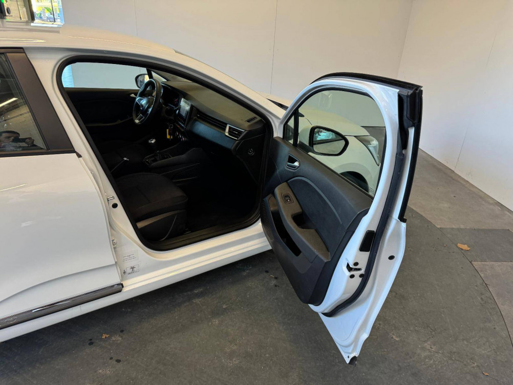 Acheter Renault Clio 5 CLIO SOCIETE TCE 90 - 21N BUSINESS REVERSIBLE 5p occasion dans les concessions du Groupe Faurie