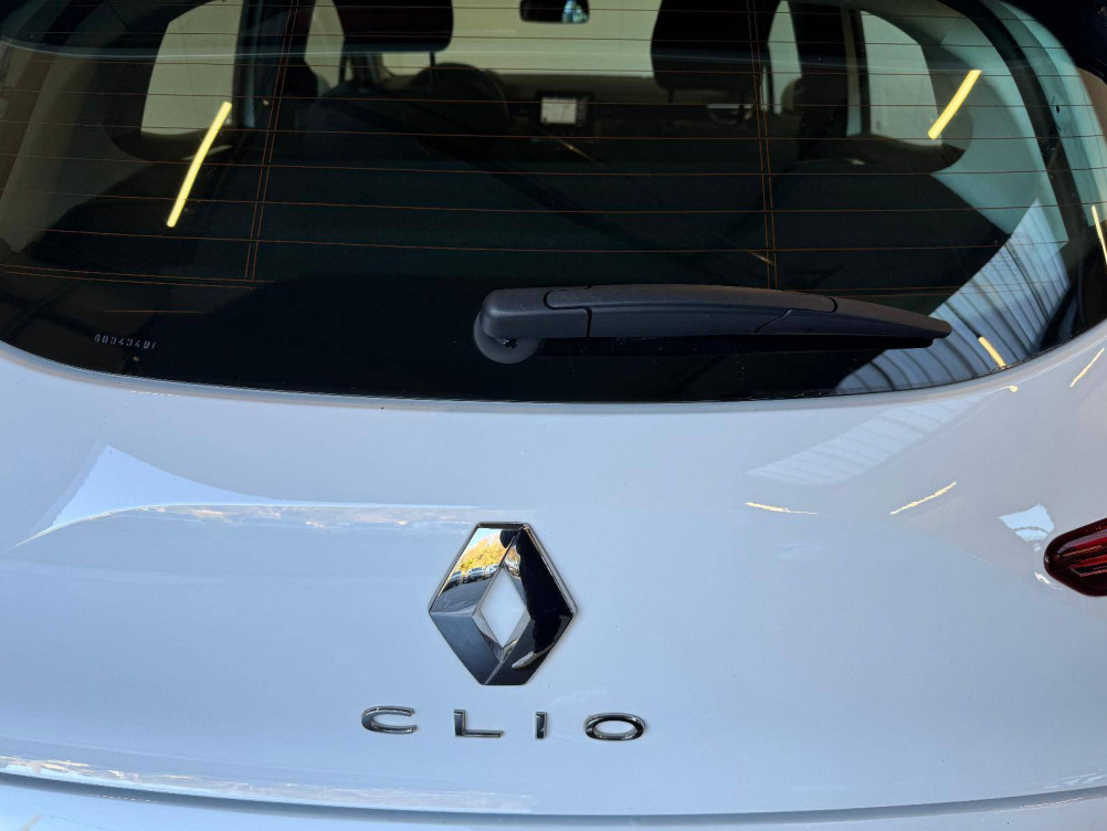 Acheter Renault Clio 5 CLIO SOCIETE TCE 90 - 21N BUSINESS REVERSIBLE 5p occasion dans les concessions du Groupe Faurie