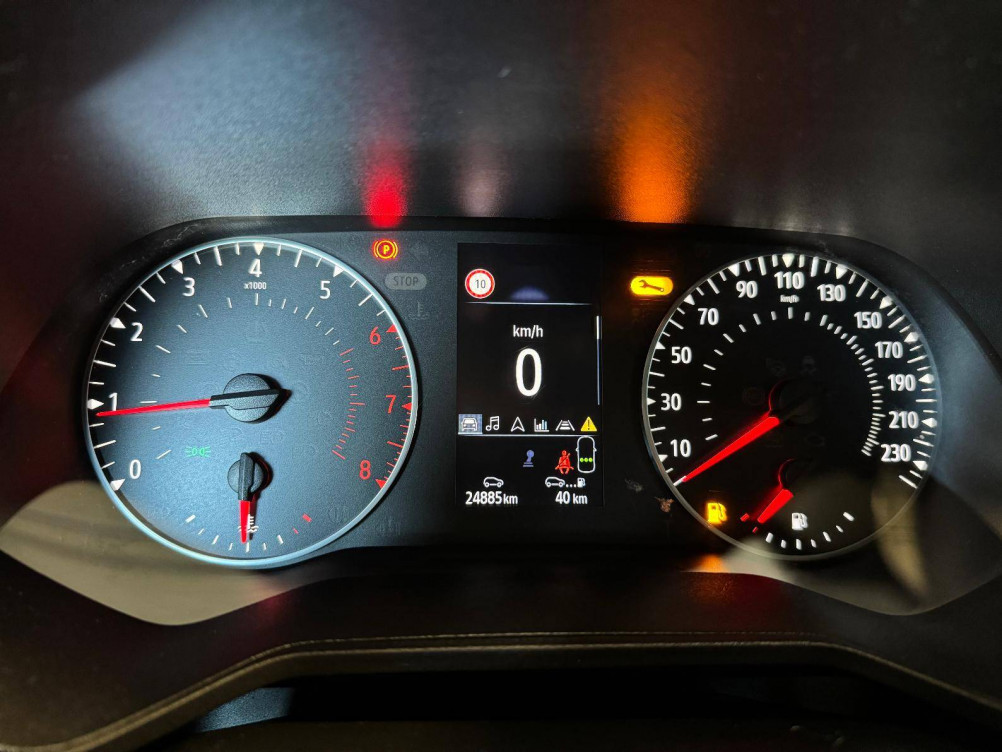 Acheter Renault Clio 5 CLIO SOCIETE TCE 90 - 21N BUSINESS REVERSIBLE 5p occasion dans les concessions du Groupe Faurie