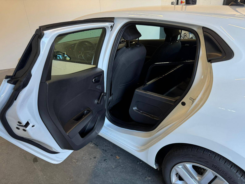 Acheter Renault Clio 5 CLIO SOCIETE TCE 90 - 21N BUSINESS REVERSIBLE 5p occasion dans les concessions du Groupe Faurie