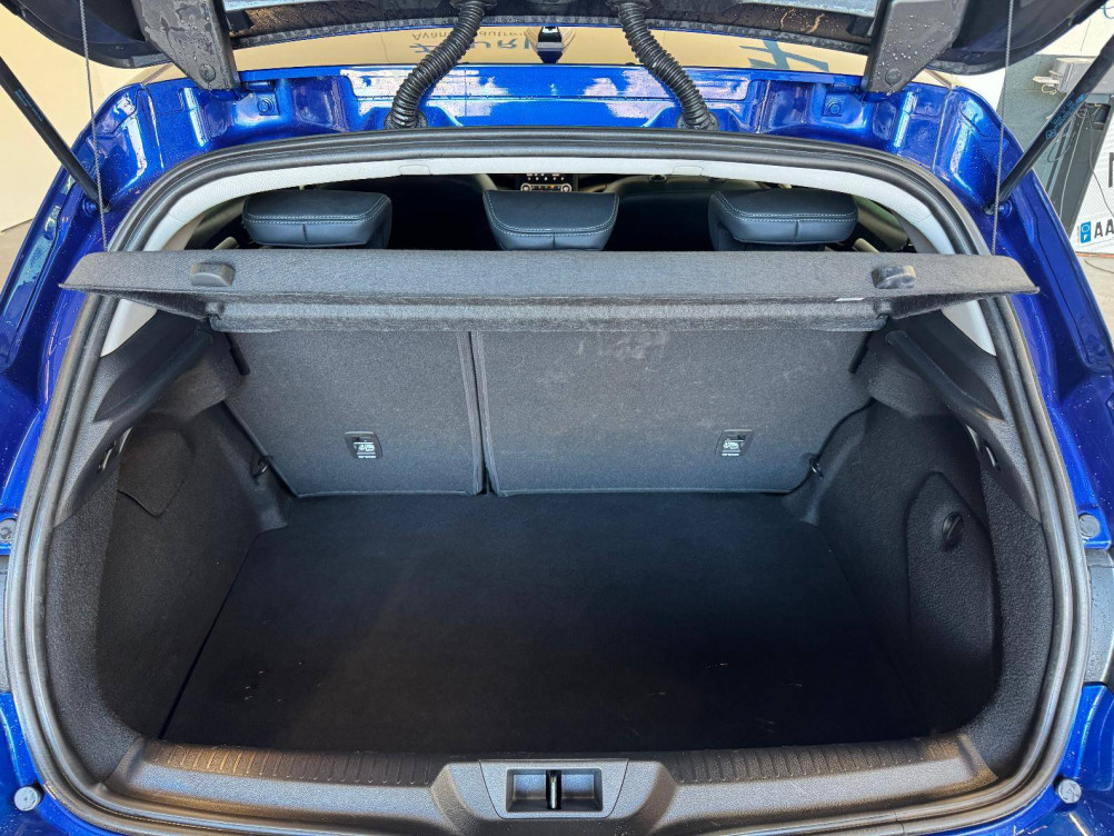 Acheter Renault Megane 4 Megane IV Berline Blue dCi 115 EDC Techno 5p occasion dans les concessions du Groupe Faurie