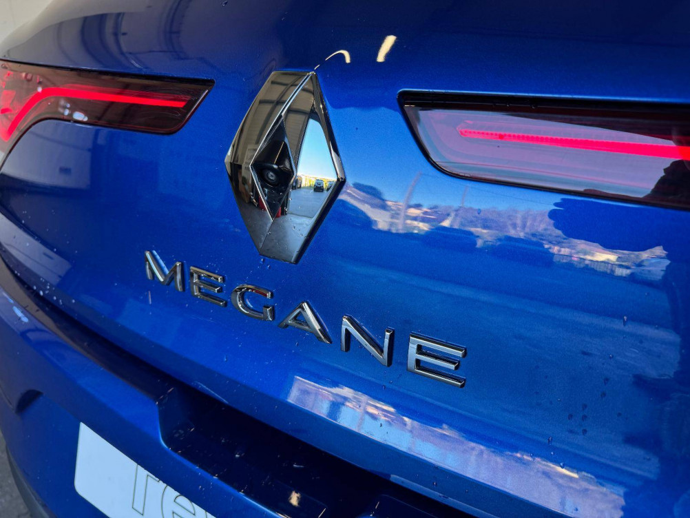 Acheter Renault Megane 4 Megane IV Berline Blue dCi 115 EDC Techno 5p occasion dans les concessions du Groupe Faurie