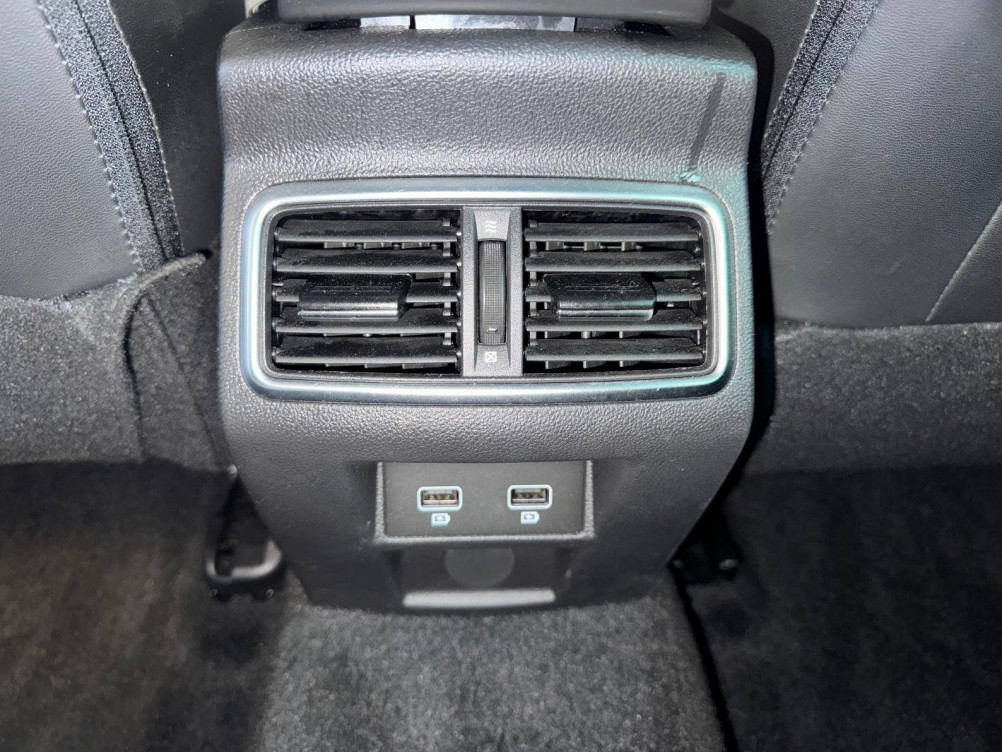 Acheter Renault Megane 4 Megane IV Berline Blue dCi 115 EDC Techno 5p occasion dans les concessions du Groupe Faurie