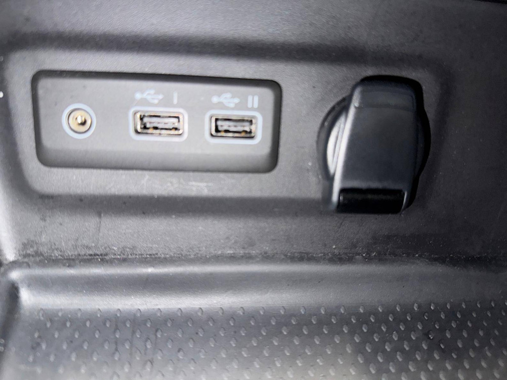 Acheter Renault Megane 4 Megane IV Berline Blue dCi 115 EDC Techno 5p occasion dans les concessions du Groupe Faurie