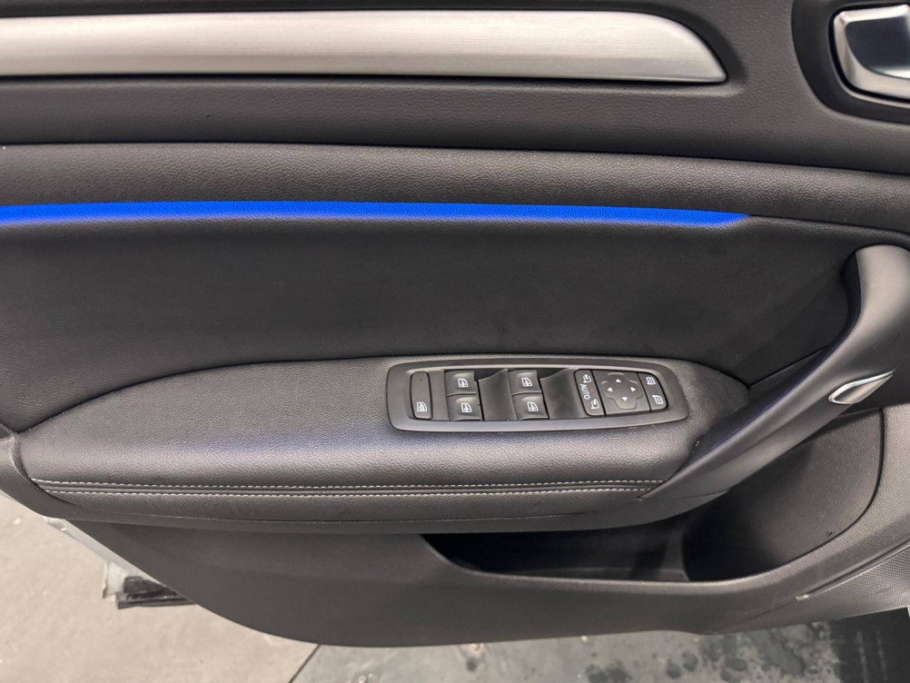 Acheter Renault Megane 4 Megane IV Berline Blue dCi 115 EDC Techno 5p occasion dans les concessions du Groupe Faurie