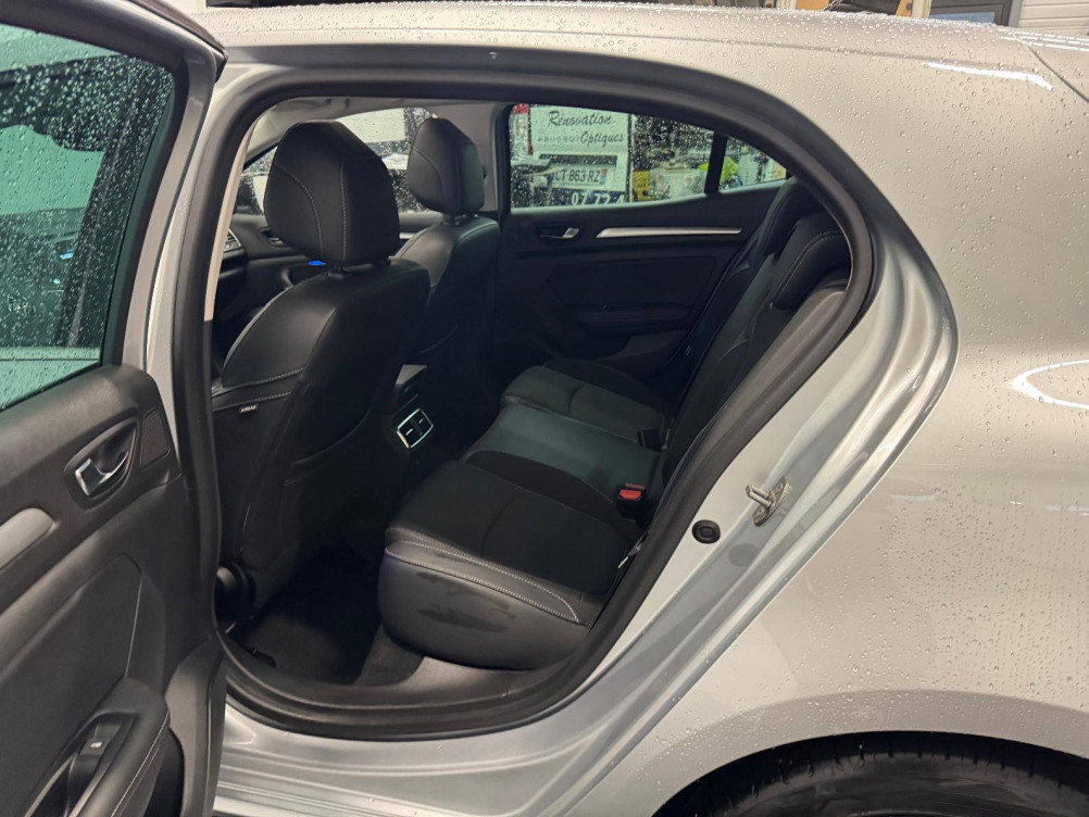 Acheter Renault Megane 4 Megane IV Berline Blue dCi 115 EDC Techno 5p occasion dans les concessions du Groupe Faurie