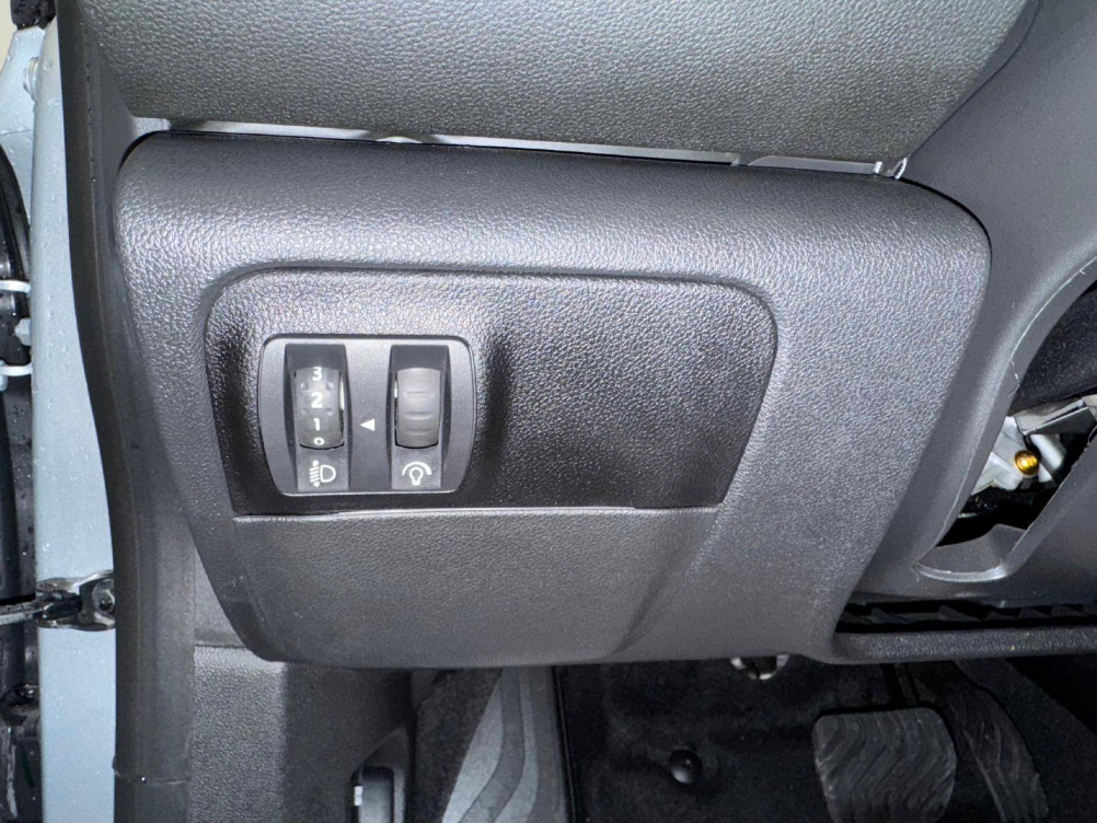 Acheter Renault Megane 4 Megane IV Berline Blue dCi 115 EDC Techno 5p occasion dans les concessions du Groupe Faurie