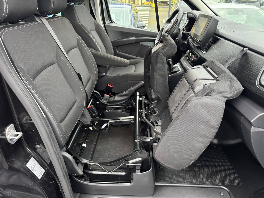 Acheter Renault Trafic 3 Trafic L2 dCi 150 Energy S&S EDC Intens 4p occasion dans les concessions du Groupe Faurie