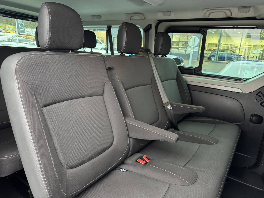 Acheter Renault Trafic 3 Trafic L2 dCi 150 Energy S&S EDC Intens 4p occasion dans les concessions du Groupe Faurie
