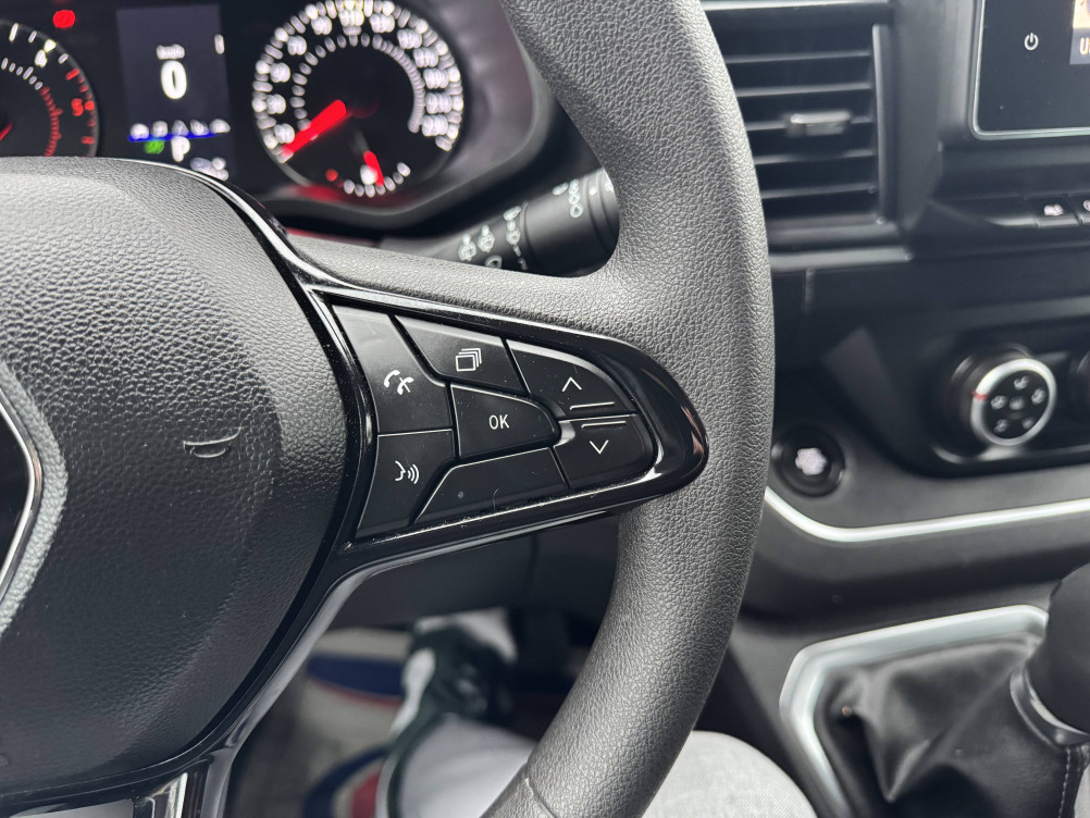 Acheter Renault Trafic 3 Trafic L2 dCi 150 Energy S&S EDC Intens 4p occasion dans les concessions du Groupe Faurie