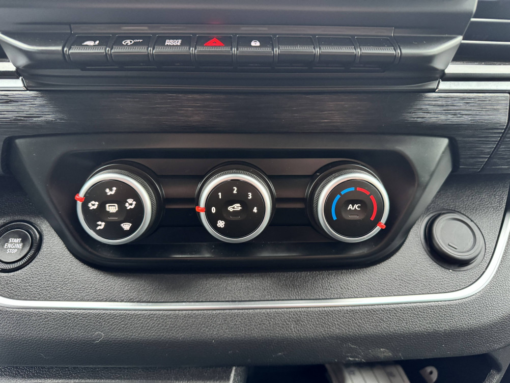Acheter Renault Trafic 3 Trafic L2 dCi 150 Energy S&S EDC Intens 4p occasion dans les concessions du Groupe Faurie
