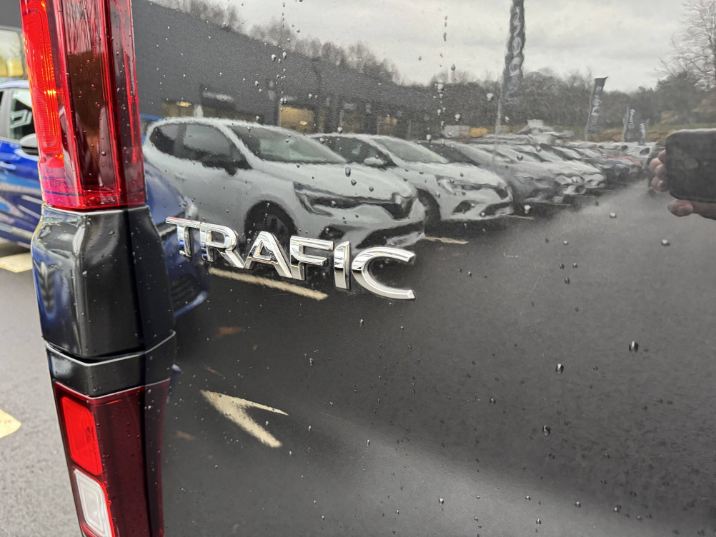 Acheter Renault Trafic 3 Trafic L2 dCi 150 Energy S&S EDC Intens 4p occasion dans les concessions du Groupe Faurie