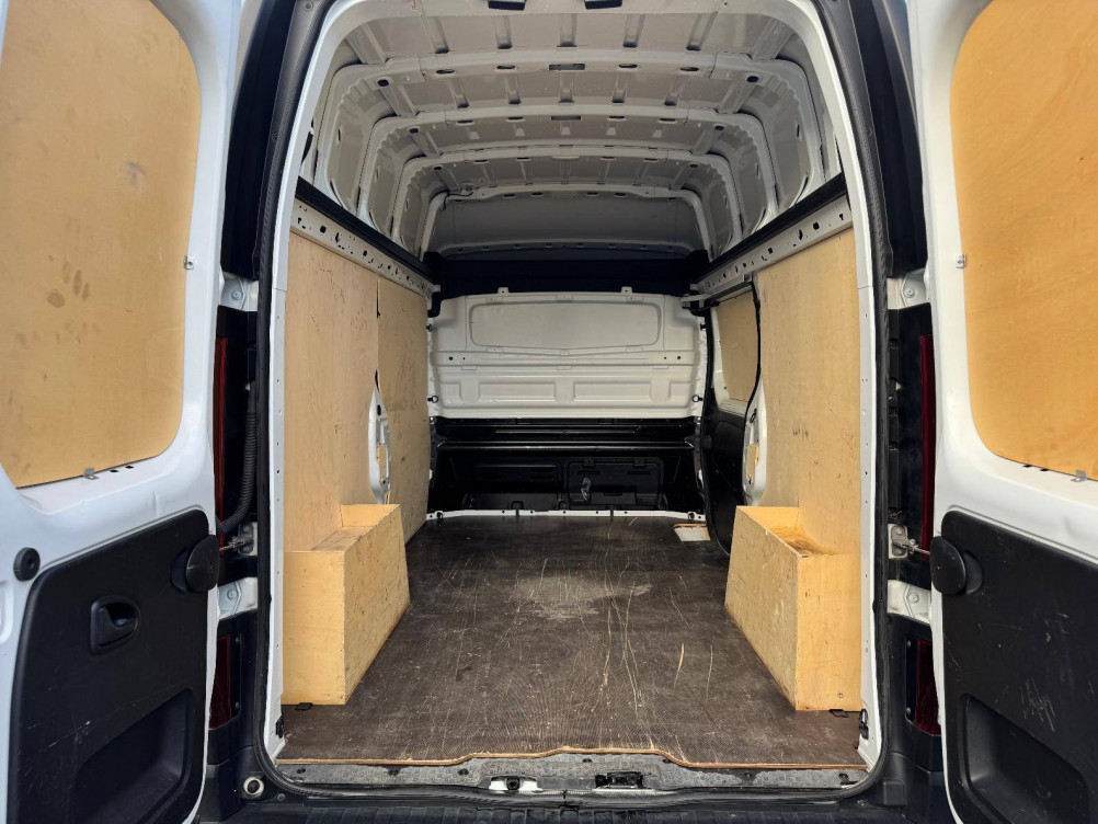 Acheter Renault Trafic 3 TRAFIC FGN L2H2 3000 KG BLUE DCI 150 GRAND CONFORT 4p occasion dans les concessions du Groupe Faurie
