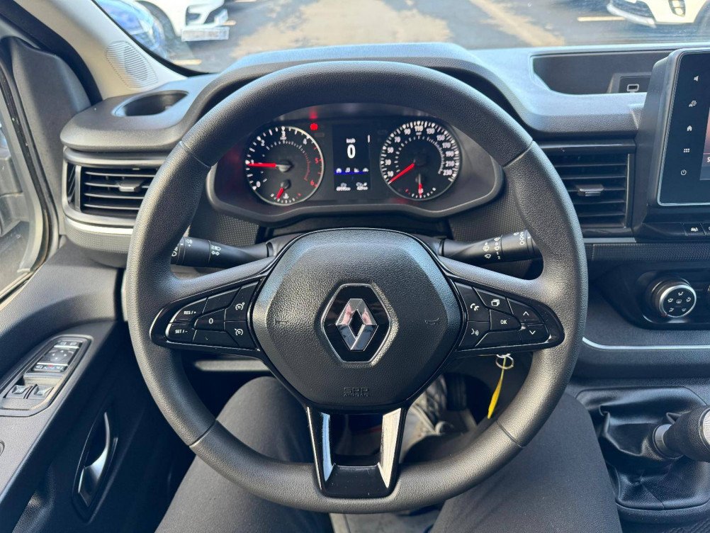 Acheter Renault Trafic 3 TRAFIC FGN L2H2 3000 KG BLUE DCI 150 GRAND CONFORT 4p occasion dans les concessions du Groupe Faurie