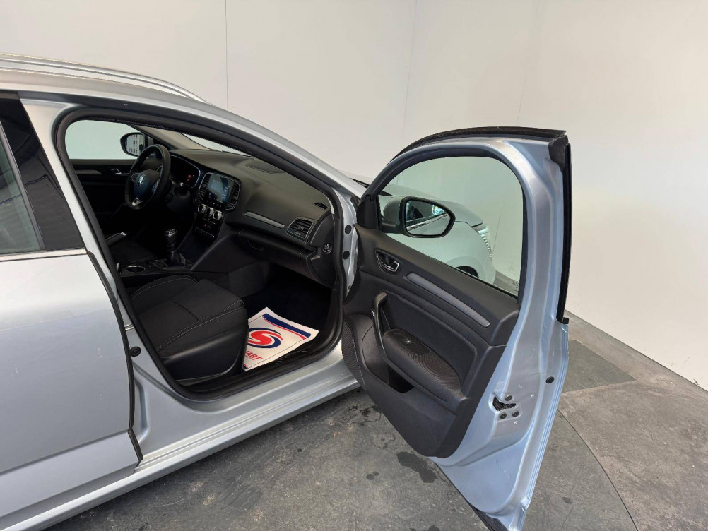 Acheter Renault Megane 4 Mégane IV Estate Blue dCi 115 - 21N Business 5p occasion dans les concessions du Groupe Faurie