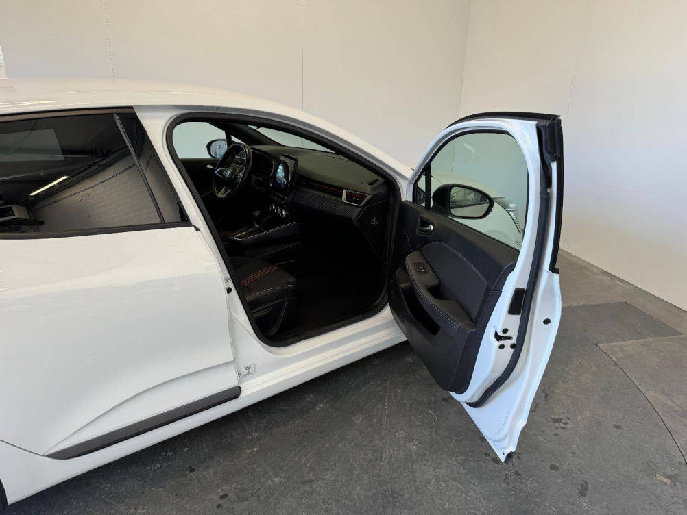 Acheter Renault Clio 5 Clio E-Tech hybride 145 RS Line 5p occasion dans les concessions du Groupe Faurie