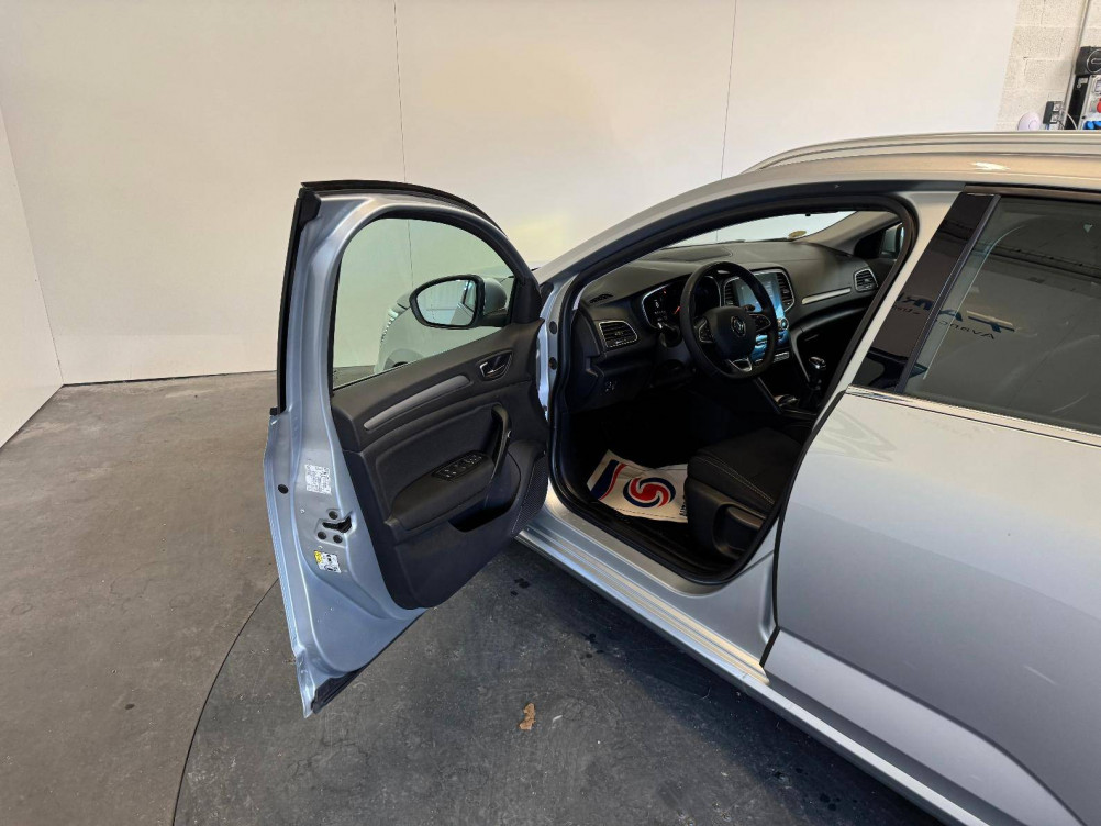 Acheter Renault Megane 4 Mégane IV Estate Blue dCi 115 - 21N Business 5p occasion dans les concessions du Groupe Faurie
