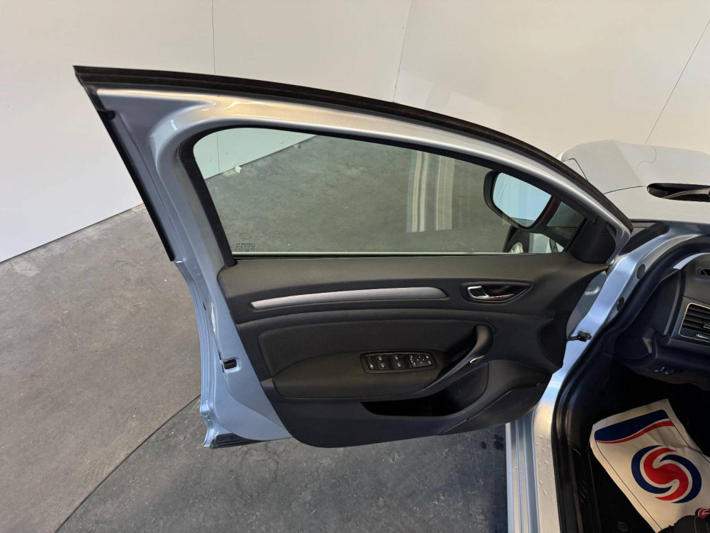 Acheter Renault Megane 4 Mégane IV Estate Blue dCi 115 - 21N Business 5p occasion dans les concessions du Groupe Faurie