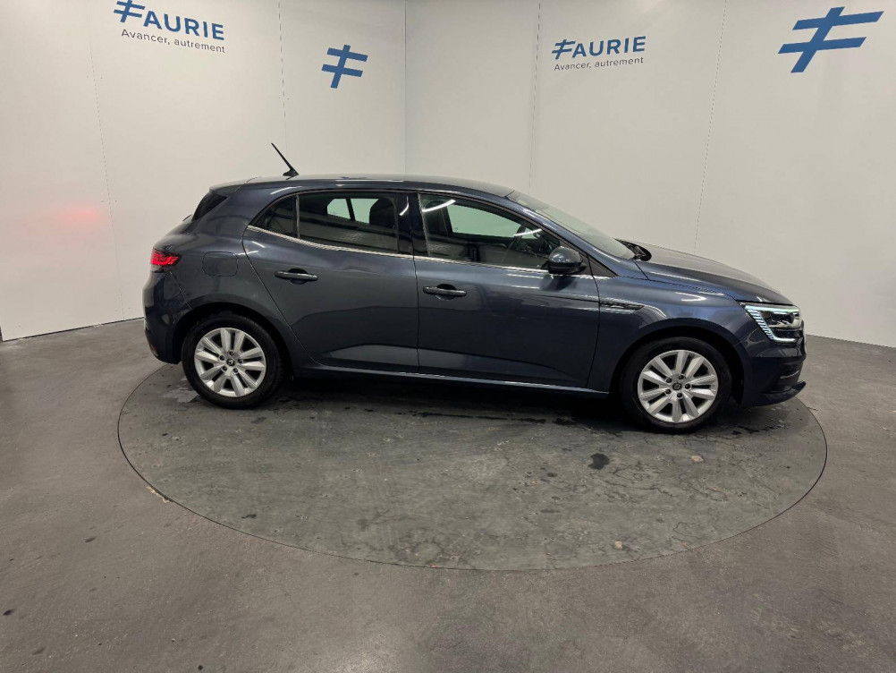 Acheter Renault Megane 4 Mégane IV Berline Blue dCi 115 Business 5p occasion dans les concessions du Groupe Faurie