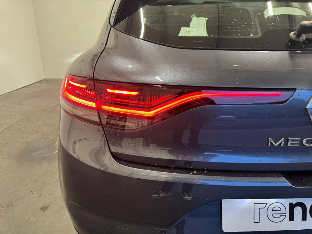 Acheter Renault Megane 4 Mégane IV Berline Blue dCi 115 Business 5p occasion dans les concessions du Groupe Faurie