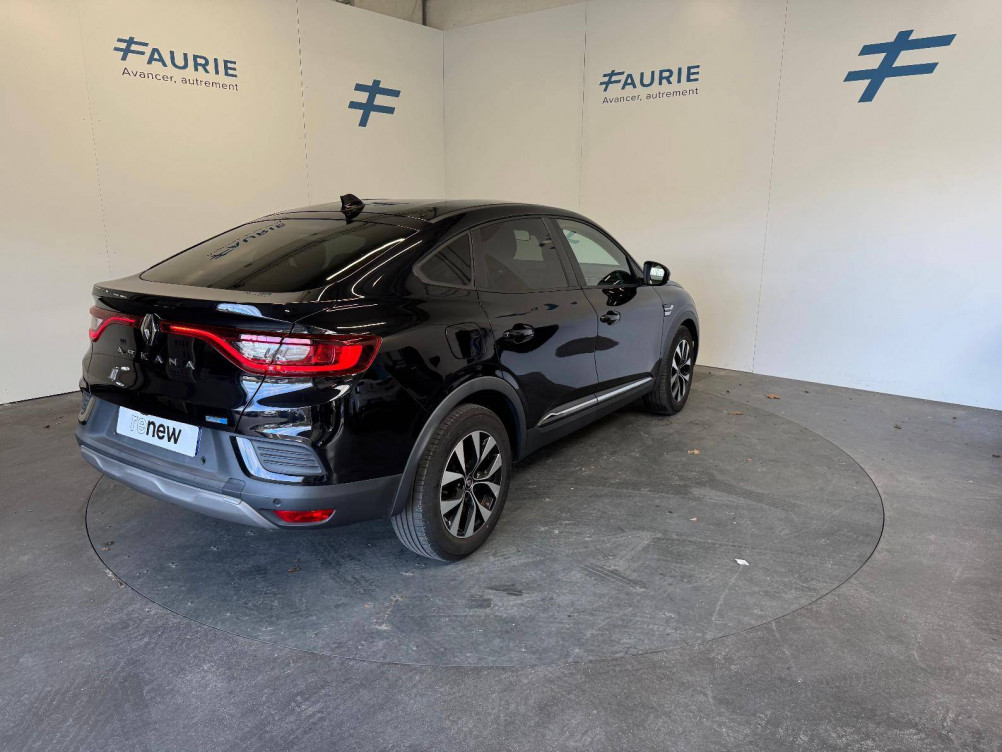 Acheter Renault Arkana Arkana E-Tech 145 Business 5p occasion dans les concessions du Groupe Faurie