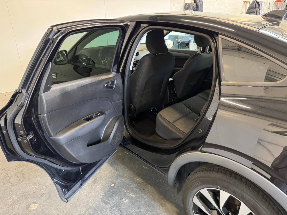 Acheter Renault Arkana Arkana E-Tech 145 Business 5p occasion dans les concessions du Groupe Faurie