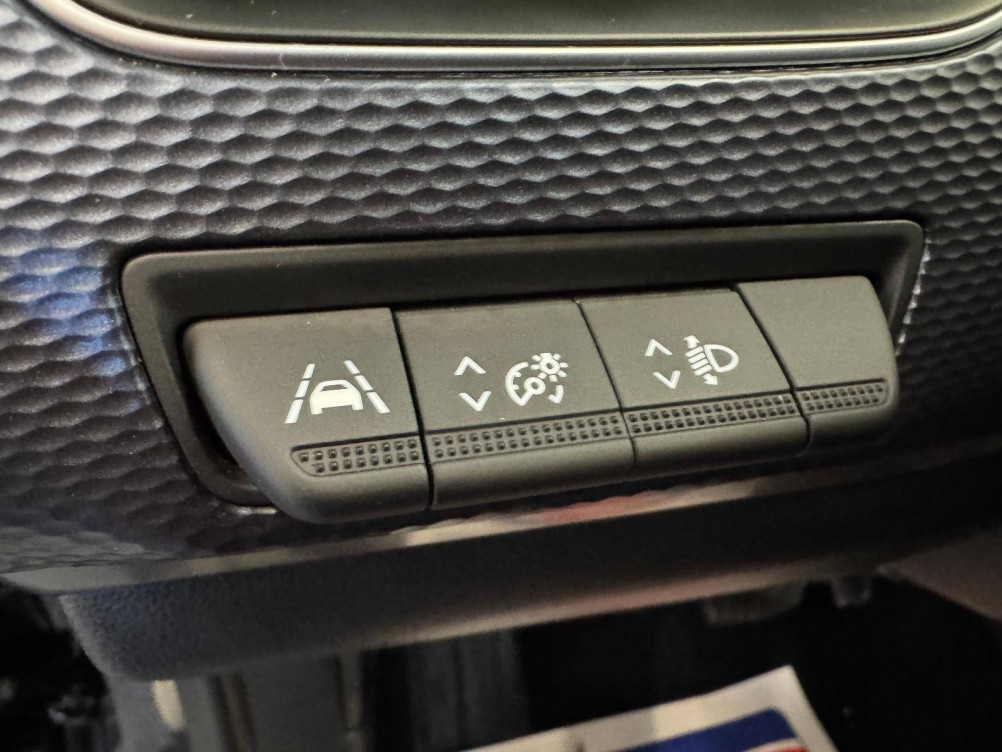 Acheter Renault Arkana Arkana E-Tech 145 Business 5p occasion dans les concessions du Groupe Faurie