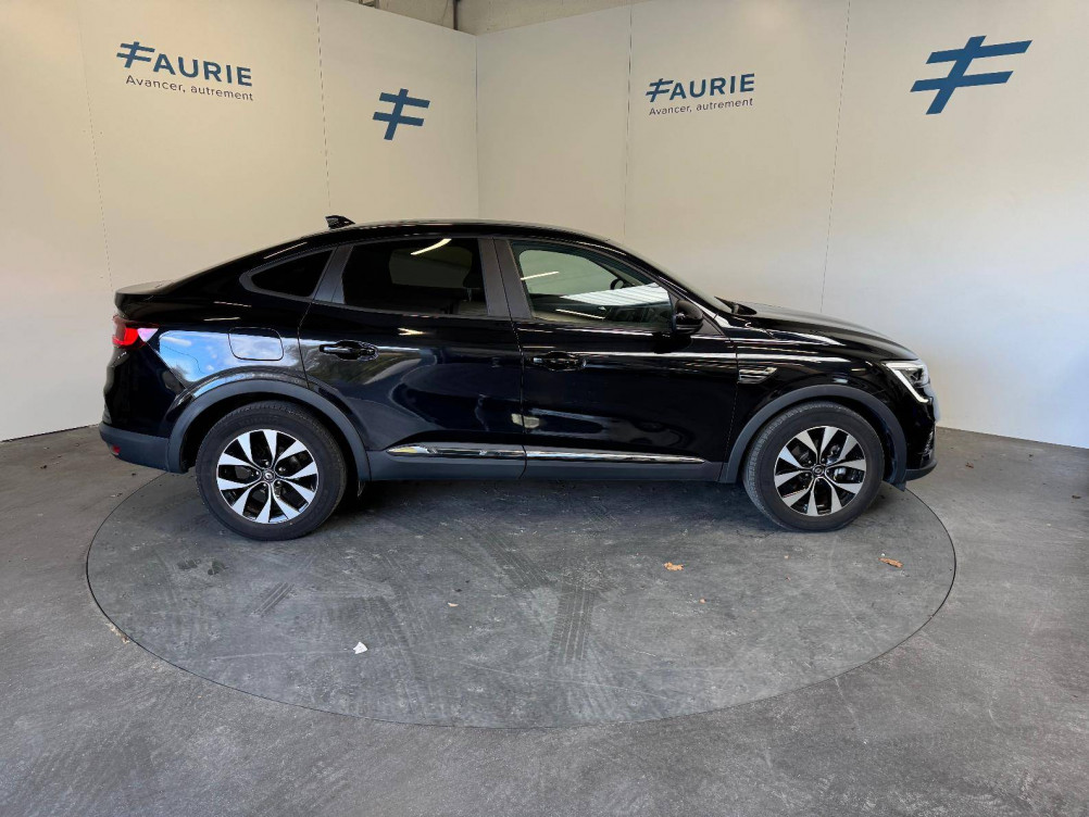 Acheter Renault Arkana Arkana E-Tech 145 Business 5p occasion dans les concessions du Groupe Faurie