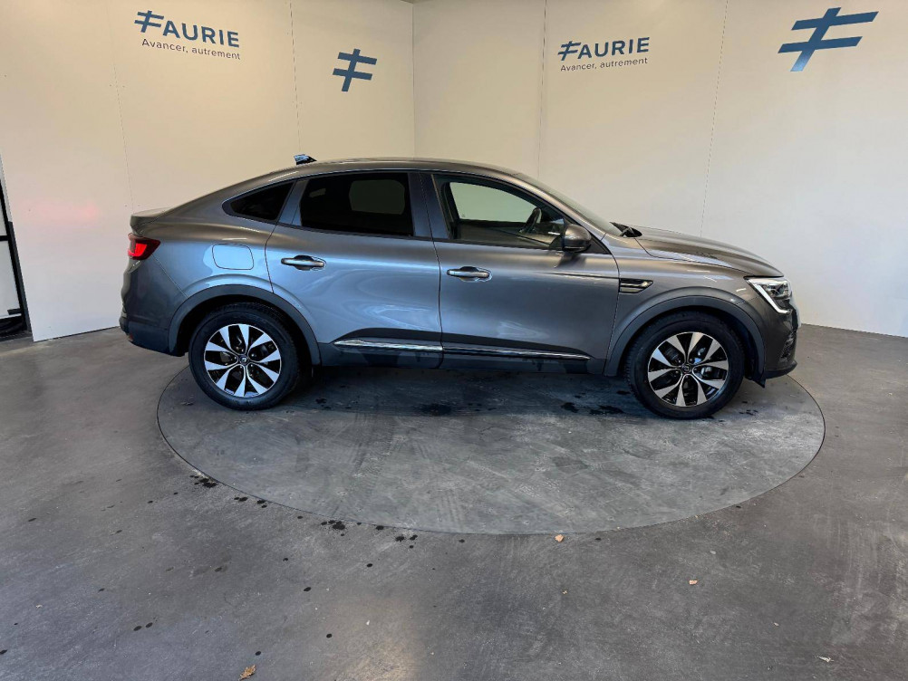 Acheter Renault Arkana Arkana E-Tech 145 Business 5p occasion dans les concessions du Groupe Faurie
