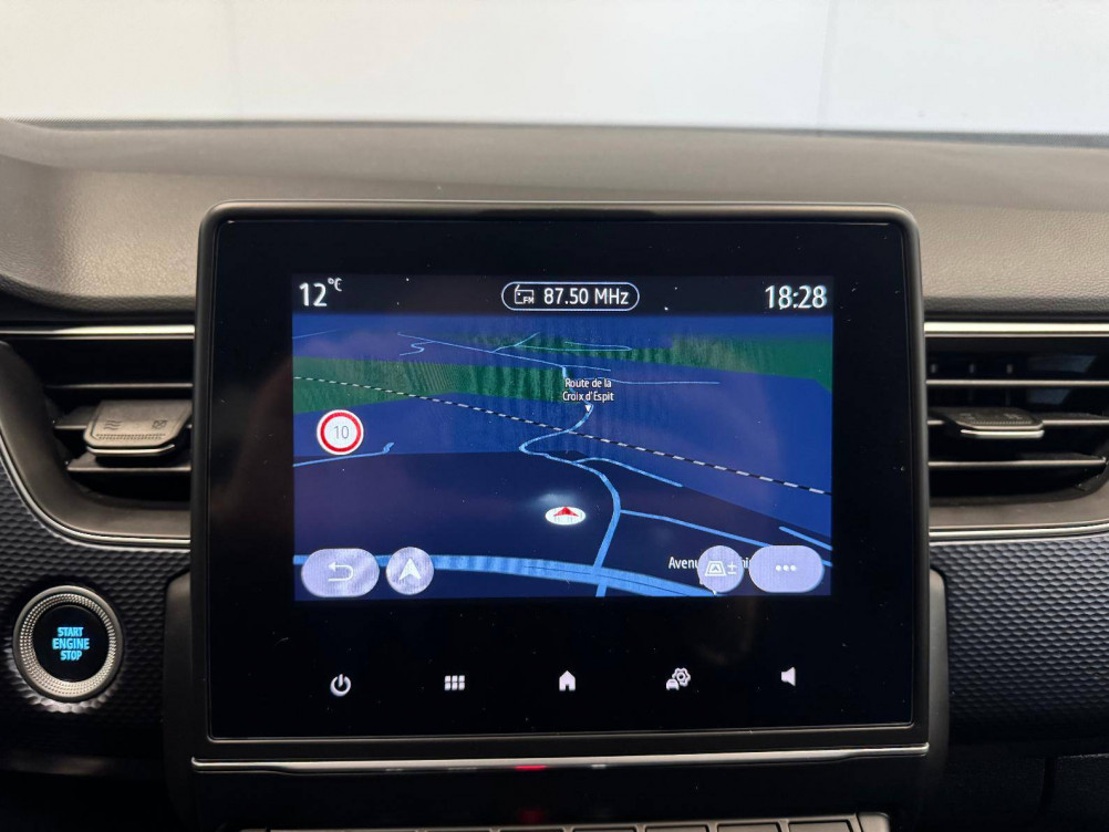 Acheter Renault Arkana Arkana E-Tech 145 Business 5p occasion dans les concessions du Groupe Faurie