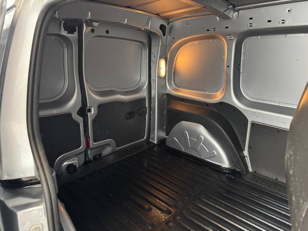 Acheter Renault Kangoo Express 2 KANGOO EXPRESS BLUE DCI 80 EXTRA R-LINK 5p occasion dans les concessions du Groupe Faurie