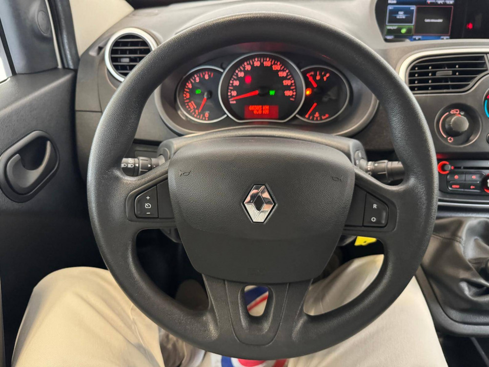 Acheter Renault Kangoo Express 2 KANGOO EXPRESS BLUE DCI 80 EXTRA R-LINK 5p occasion dans les concessions du Groupe Faurie